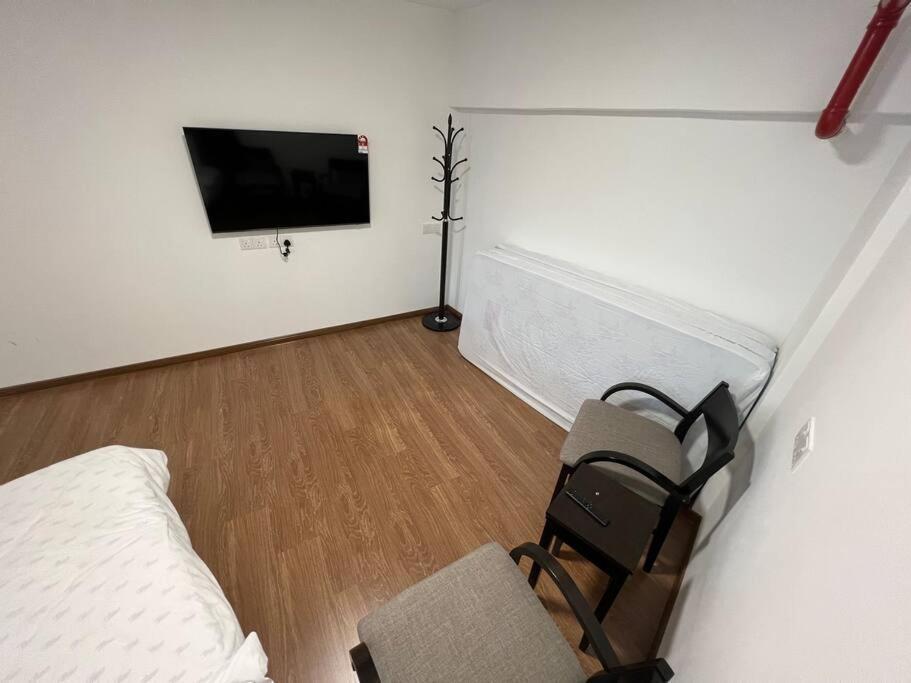 شقة New 6Pax Soho Near Usm & Spice Arena & Airport بيان ليباس المظهر الخارجي الصورة